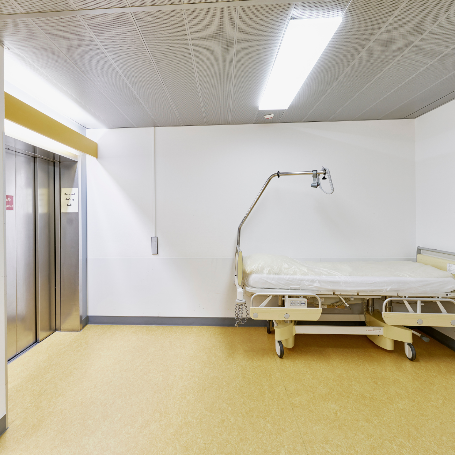 Hospital Bed Elevator